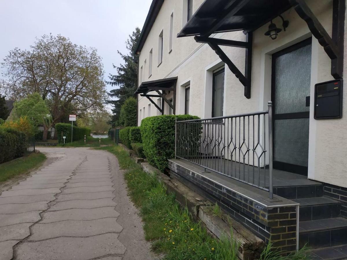 Fw Budueren Mit Oeffentlichem Wasserzugang Ketzin Exterior photo